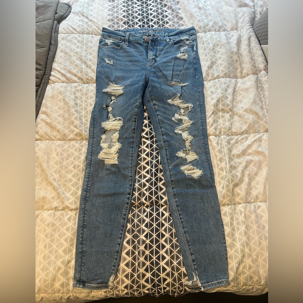 AE Curvy Ripped Jegging